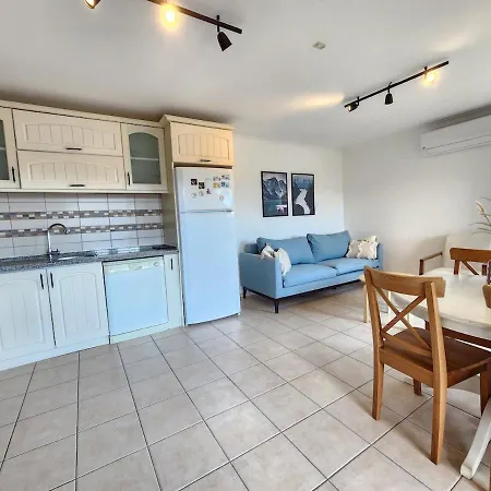 Apart Palm 32 With Share Pool Гёчек